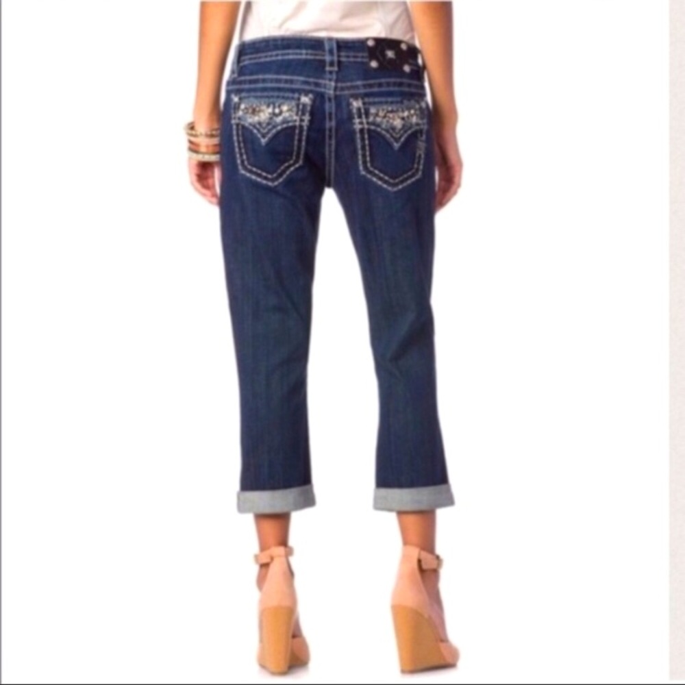 🔥SALE🔥 Miss Me Boyfriend Capri Rhinestone Jeans